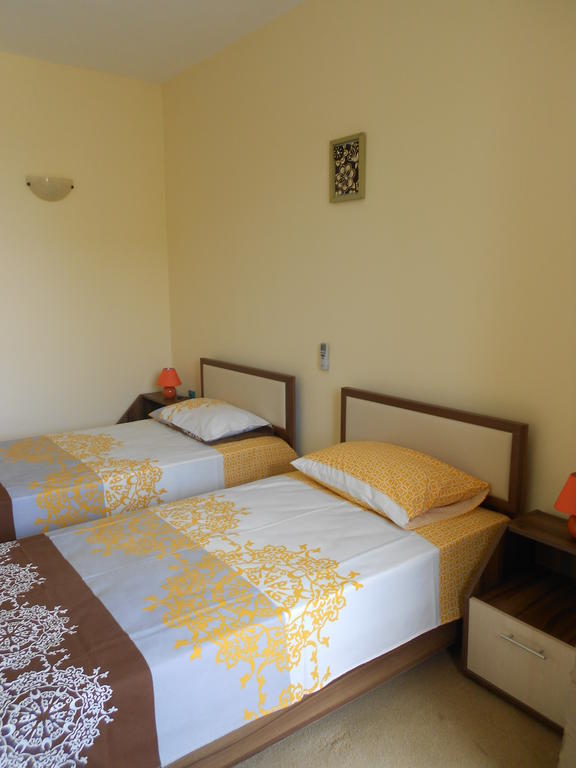Family Hotel Amore Byala  Bilik gambar